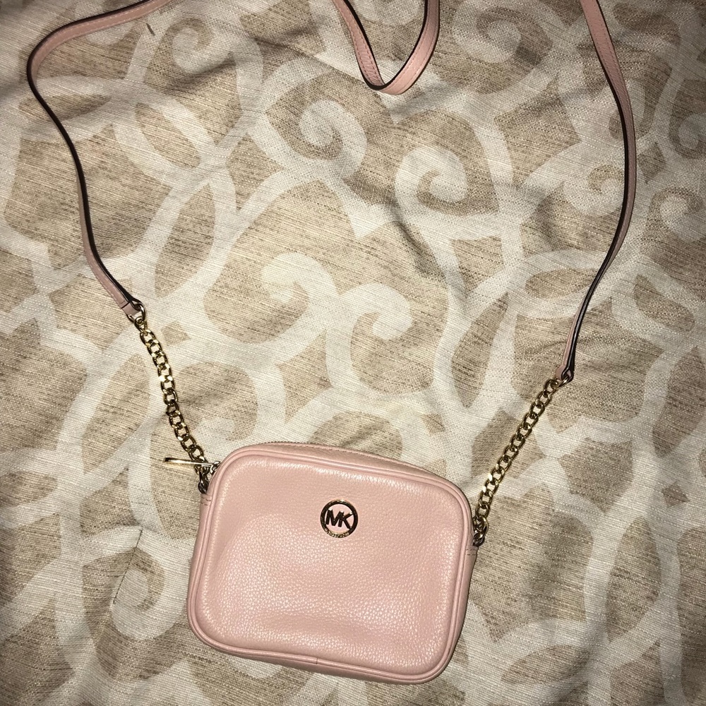 Michael kors cross body bag